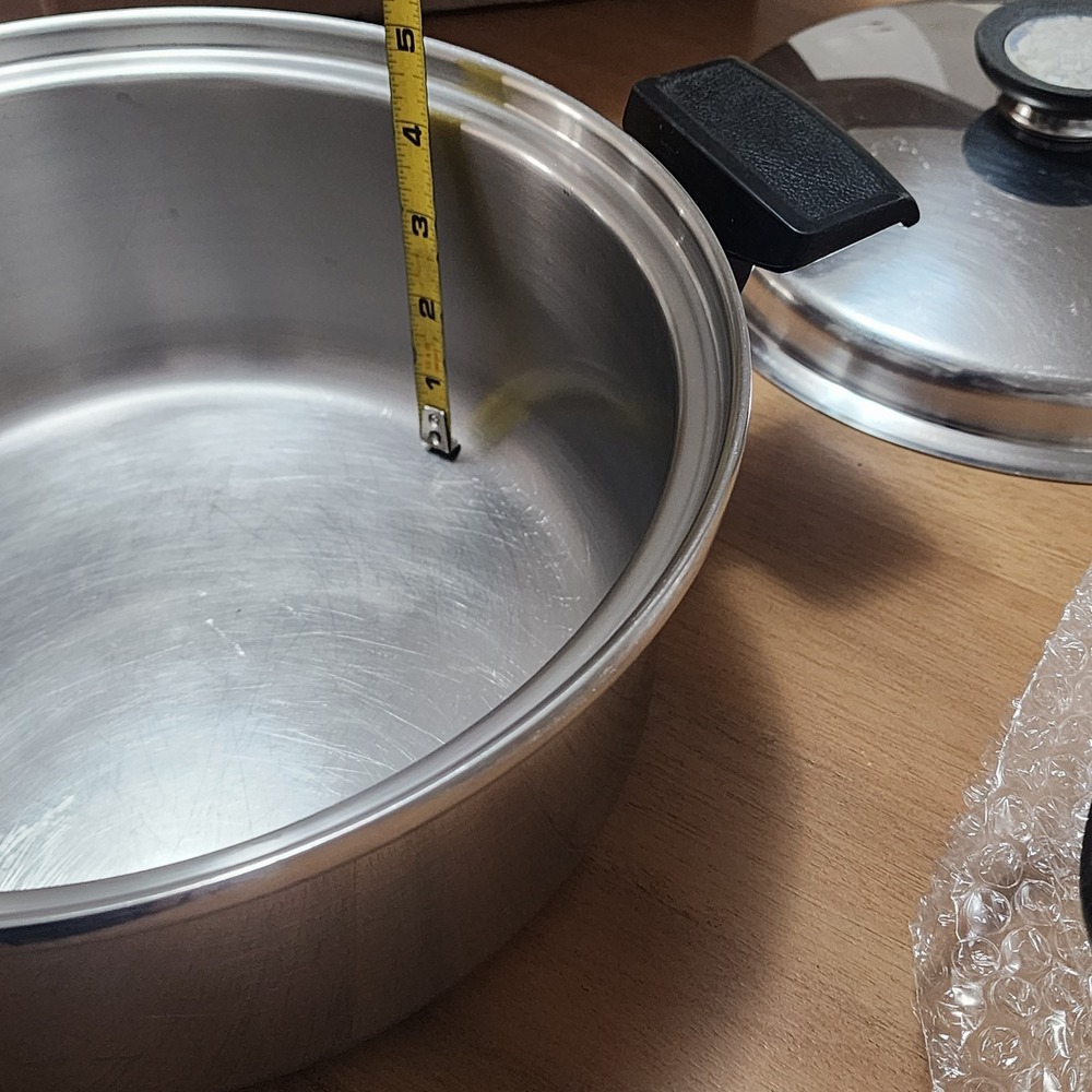 Bio Health America Stainless Steel Pot with lid - Picture 9 of 9